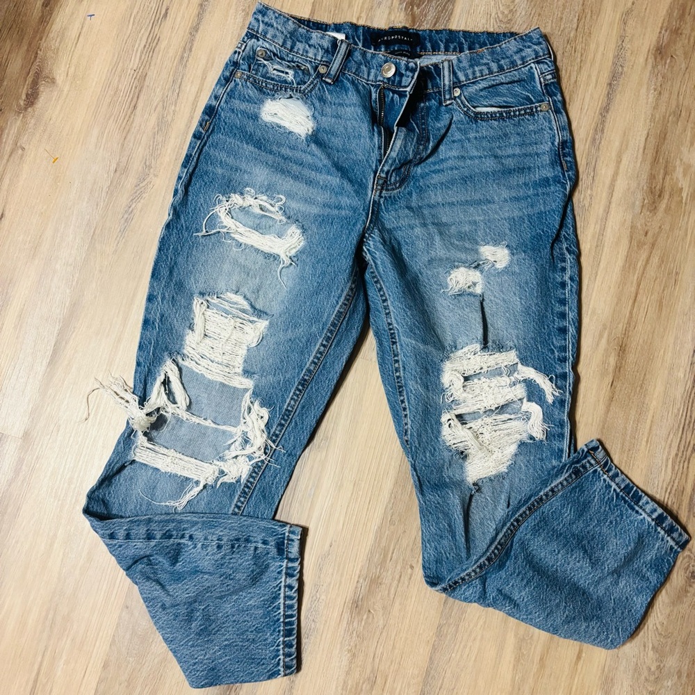 Aeropostale mom Jean size 6
